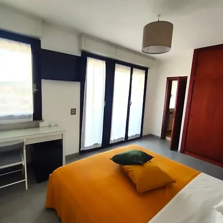 Capo Bianco Private בית הארחה *